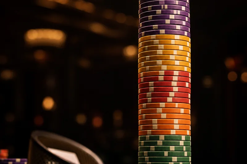 Eelis Pärssinen leads WSOP $25K PLO final five with 35,225,000 chips